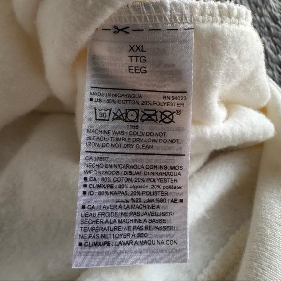 Old Navy - White NASA Graphic Hoodie for Men
Size - XXL - Picture 8 of 8